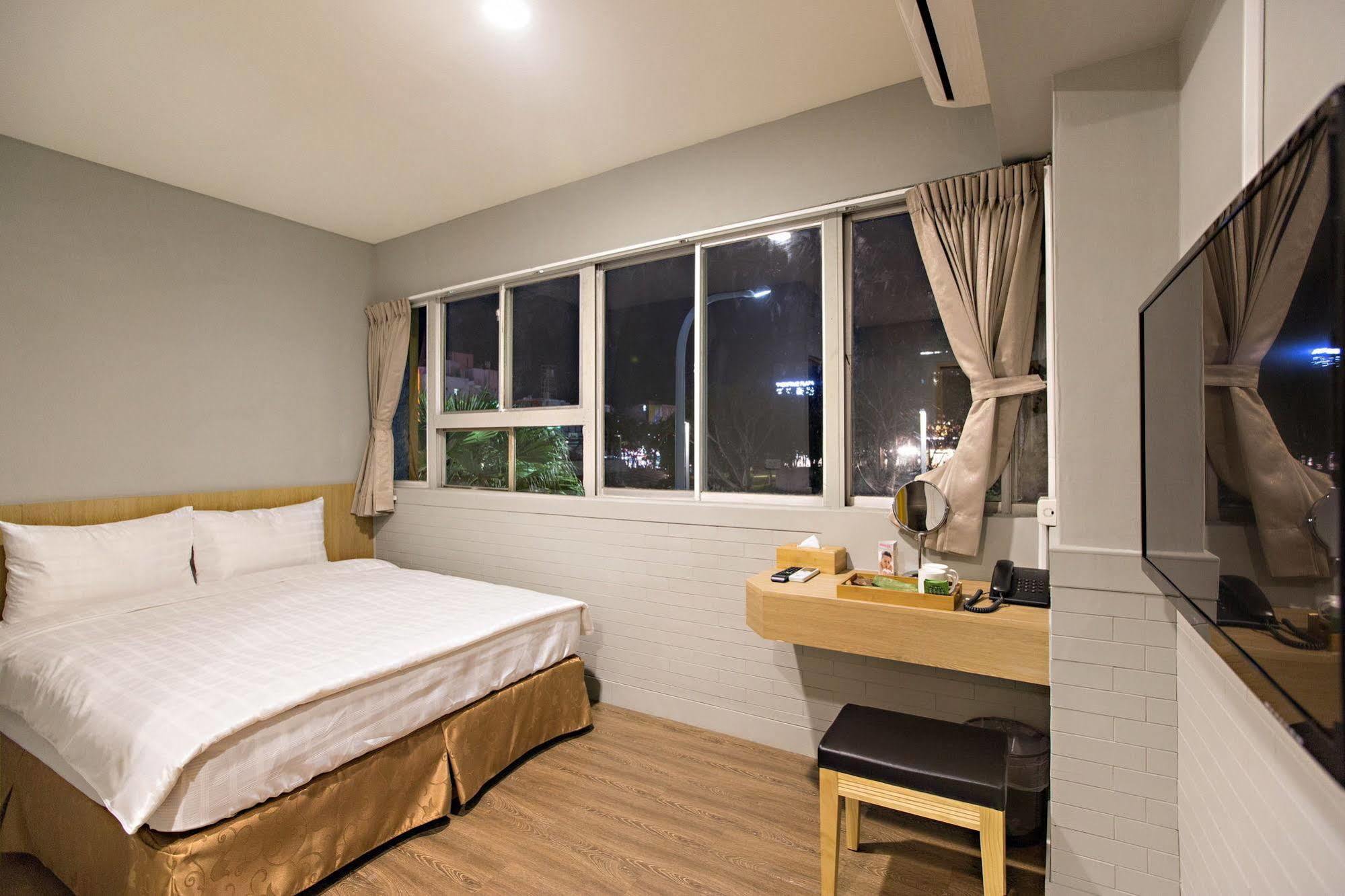 Traveller-Inn Day Moon Hotel Taitung Ngoại thất bức ảnh