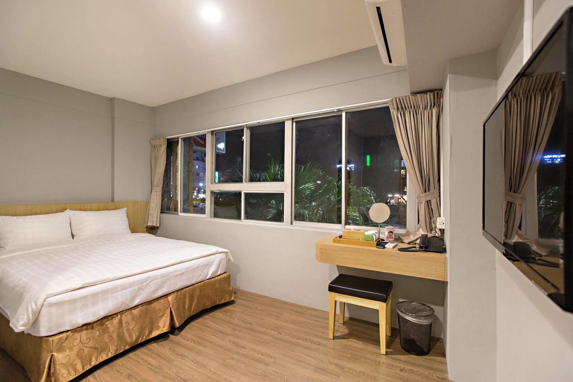 Traveller-Inn Day Moon Hotel Taitung Ngoại thất bức ảnh